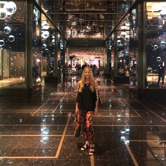 Meet your Posher, Barbara - Picture 3 of 16